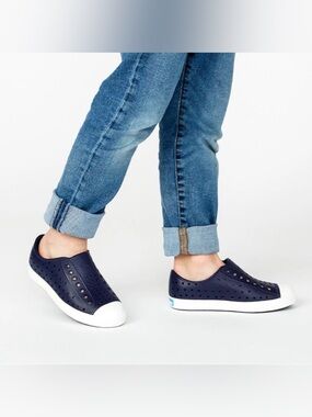 Native Shoes Slip On Jefferson Regatta Blue Size 4